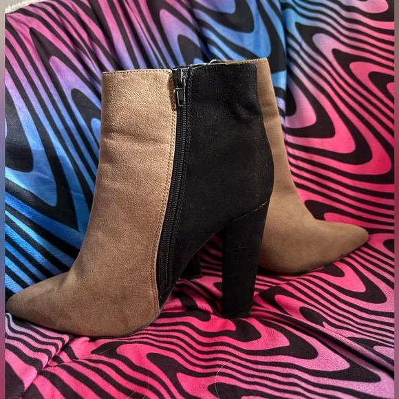 JustFab Tri-Color Booties - black cream beige - Picture 7 of 9